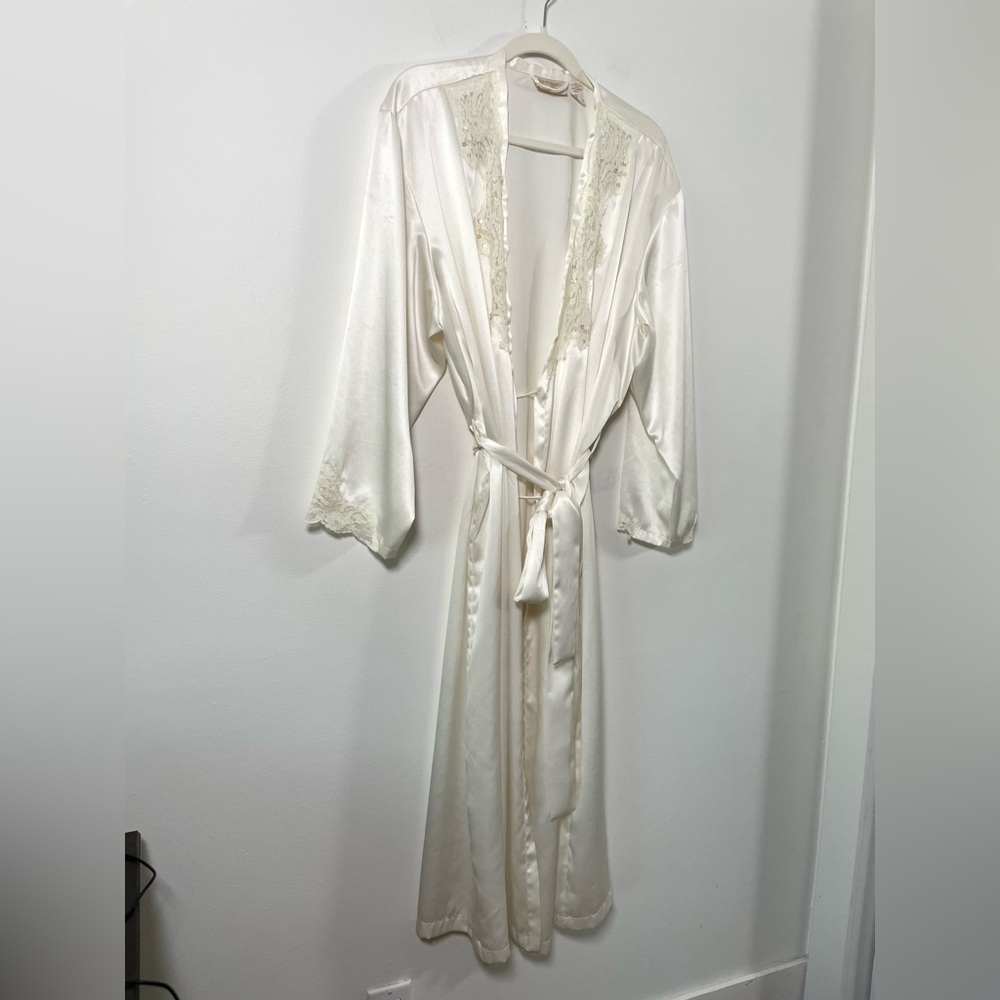 VTG Victorias Secret‎ Silky Sequin Lace Robe Satin Ivory Gold Label Bridal Y2K - Picture 9 of 11